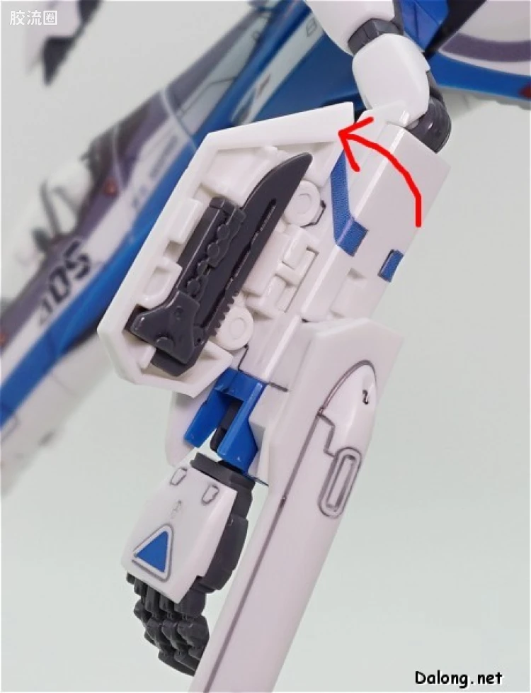 万代超时空要塞系列拼装模型 1比72 VF-31J 齐格弗里德(疾风机) - 图片