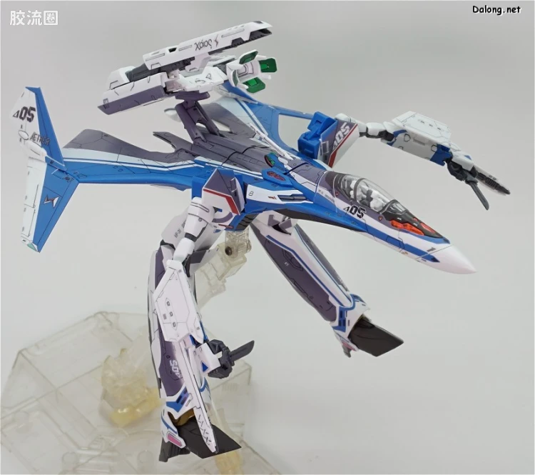 万代超时空要塞系列拼装模型 1比72 VF-31J 齐格弗里德(疾风机) - 图片