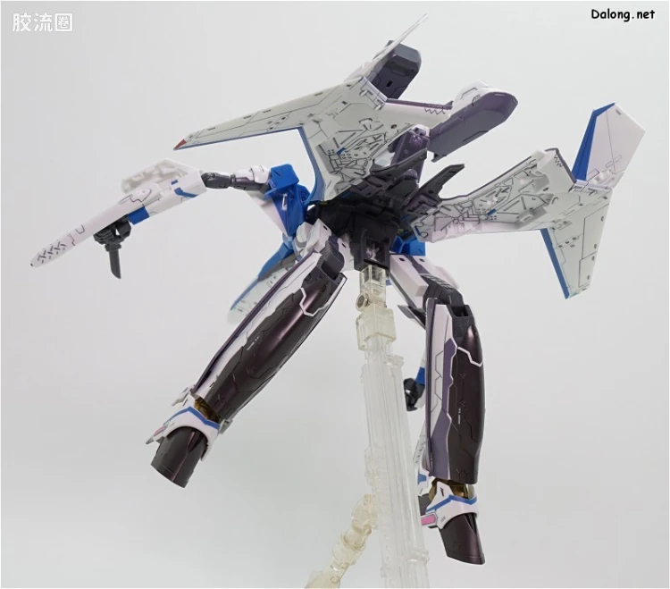 万代超时空要塞系列拼装模型 1比72 VF-31J 齐格弗里德(疾风机) - 图片