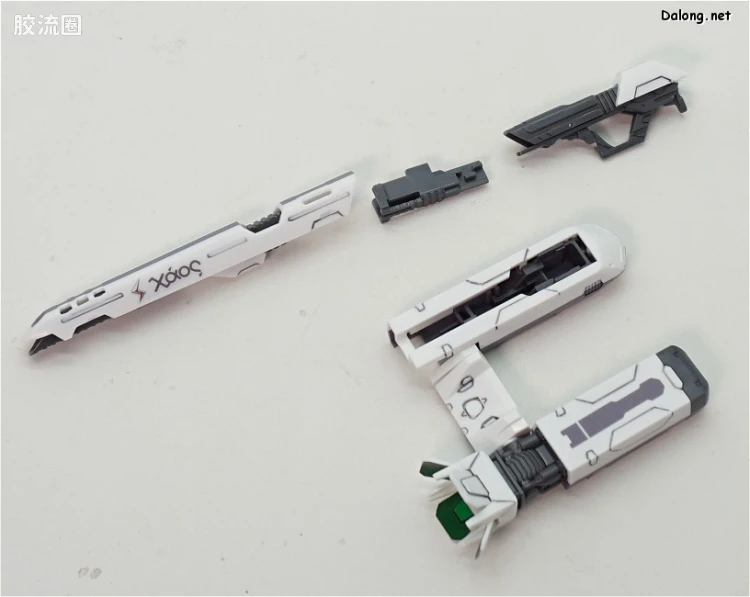 万代超时空要塞系列拼装模型 1比72 VF-31J 齐格弗里德(疾风机) - 图片