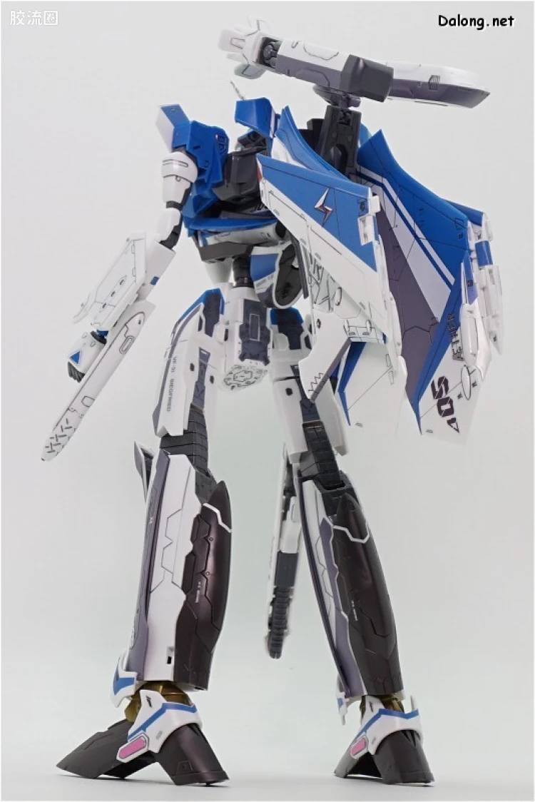 万代超时空要塞系列拼装模型 1比72 VF-31J 齐格弗里德(疾风机) - 图片