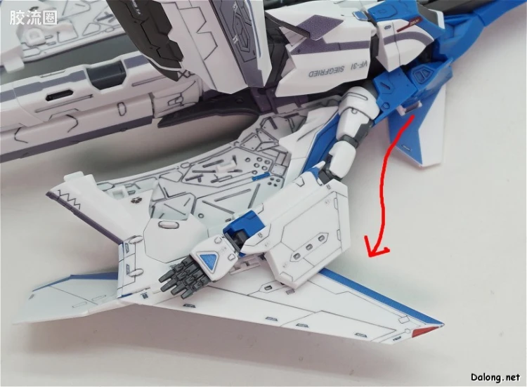 万代超时空要塞系列拼装模型 1比72 VF-31J 齐格弗里德(疾风机) - 图片