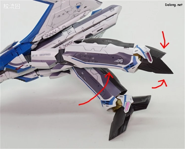 万代超时空要塞系列拼装模型 1比72 VF-31J 齐格弗里德(疾风机) - 图片