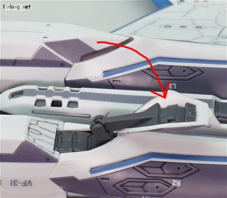 万代超时空要塞系列拼装模型 1比72 VF-31J 齐格弗里德(疾风机) - 图片
