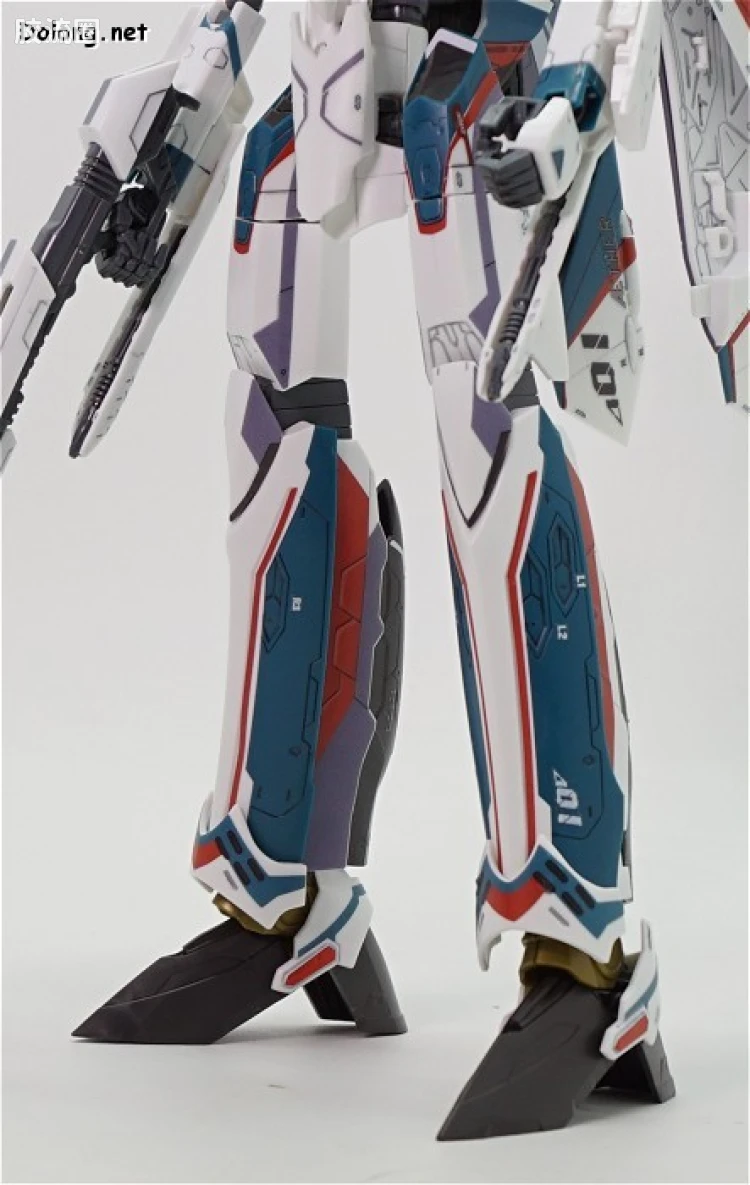 万代超时空要塞系列拼装模型 1比72 VF-31S 齐格弗里德(阿拉德机) - 图片