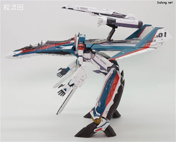 万代超时空要塞系列拼装模型 1比72 VF-31S 齐格弗里德(阿拉德机) - 图片