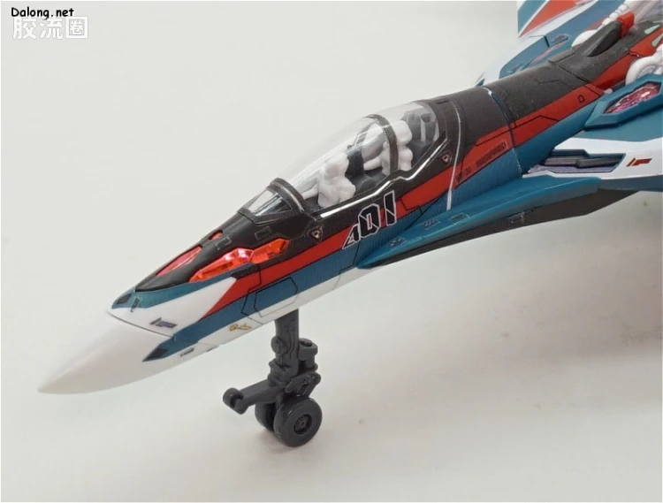 万代超时空要塞系列拼装模型 1比72 VF-31S 齐格弗里德(阿拉德机) - 图片