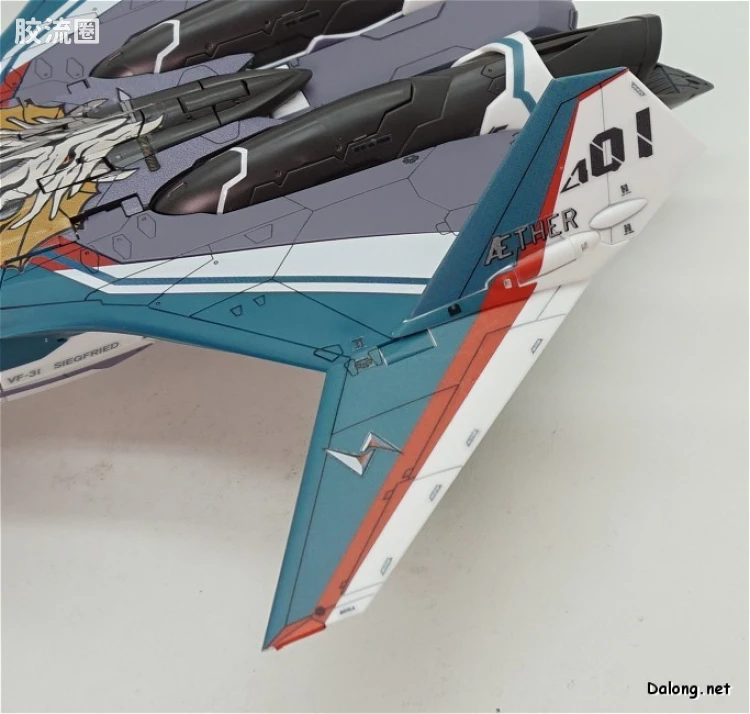 万代超时空要塞系列拼装模型 1比72 VF-31S 齐格弗里德(阿拉德机) - 图片