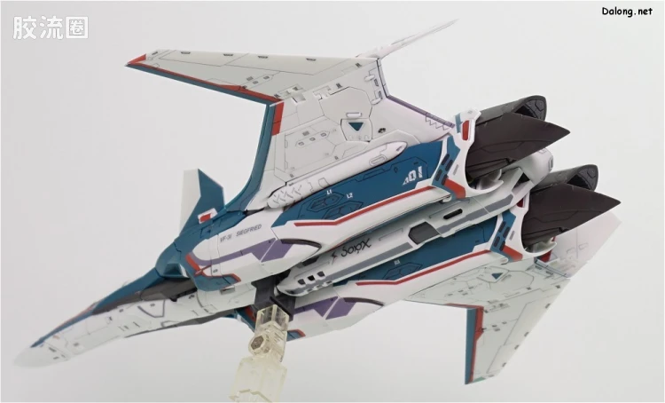 万代超时空要塞系列拼装模型 1比72 VF-31S 齐格弗里德(阿拉德机) - 图片