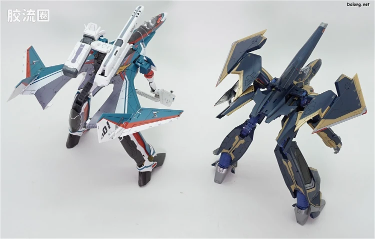 万代超时空要塞系列拼装模型 1比72 Sv-262Hs 龙III(奇斯机) - 图片