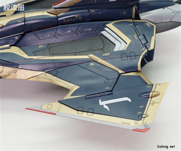 万代超时空要塞系列拼装模型 1比72 Sv-262Hs 龙III(奇斯机) - 图片