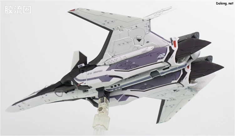 万代超时空要塞系列拼装模型 1比72 VF-31F 齐格菲里德(梅萨·伊雷菲尔特机） - 图片