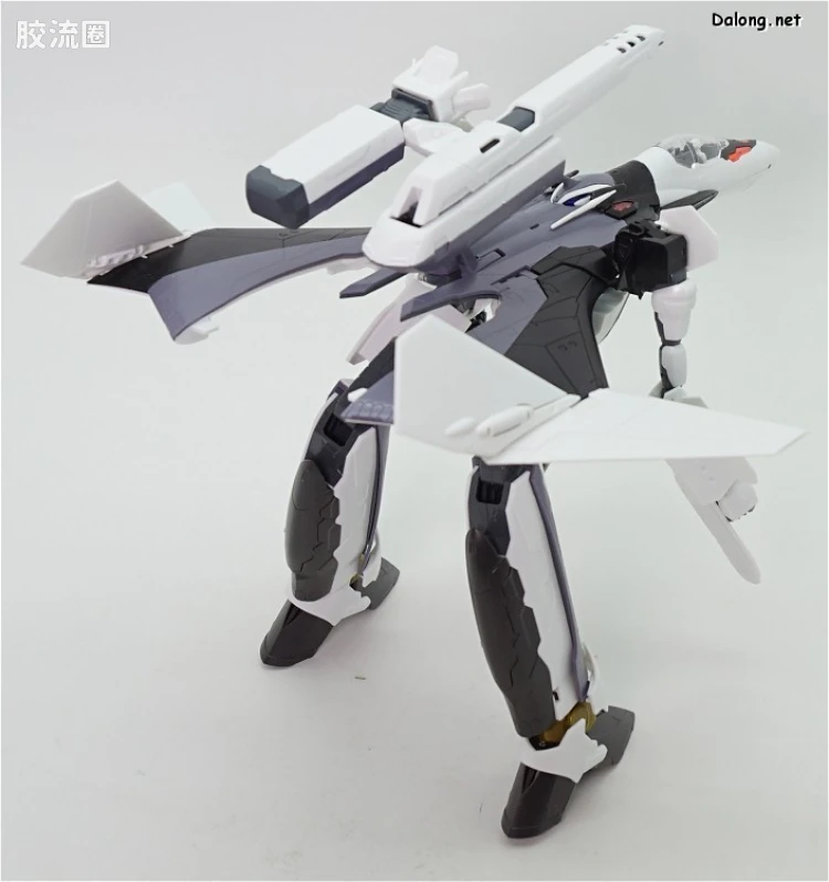 万代超时空要塞系列拼装模型 1比72 VF-31F 齐格菲里德(梅萨·伊雷菲尔特机） - 图片