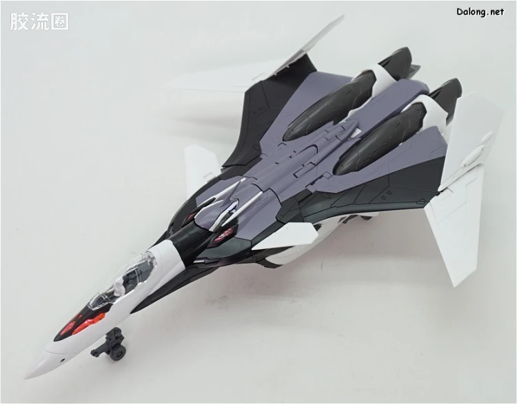 万代超时空要塞系列拼装模型 1比72 VF-31F 齐格菲里德(梅萨·伊雷菲尔特机） - 图片