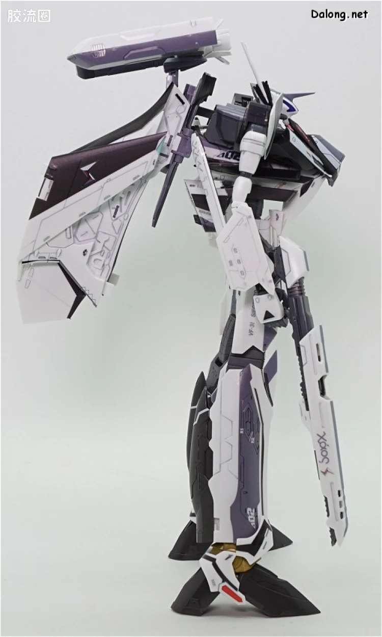 万代超时空要塞系列拼装模型 1比72 VF-31F 齐格菲里德(梅萨·伊雷菲尔特机） - 图片