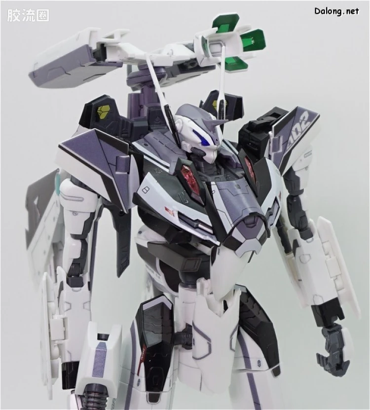 万代超时空要塞系列拼装模型 1比72 VF-31F 齐格菲里德(梅萨·伊雷菲尔特机） - 图片