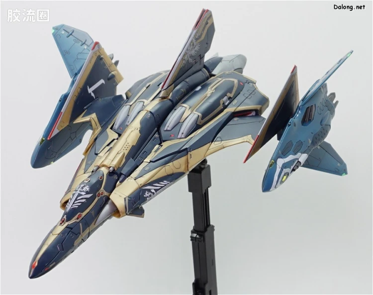 万代超时空要塞系列拼装模型 1比72 Sv-262Hs 龙III(奇斯机) 对应Lil Draken & 脚部Missile Pod - 图片