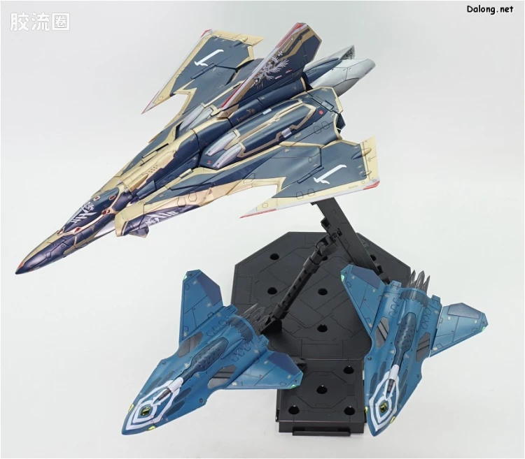 万代超时空要塞系列拼装模型 1比72 Sv-262Hs 龙III(奇斯机) 对应Lil Draken & 脚部Missile Pod - 图片