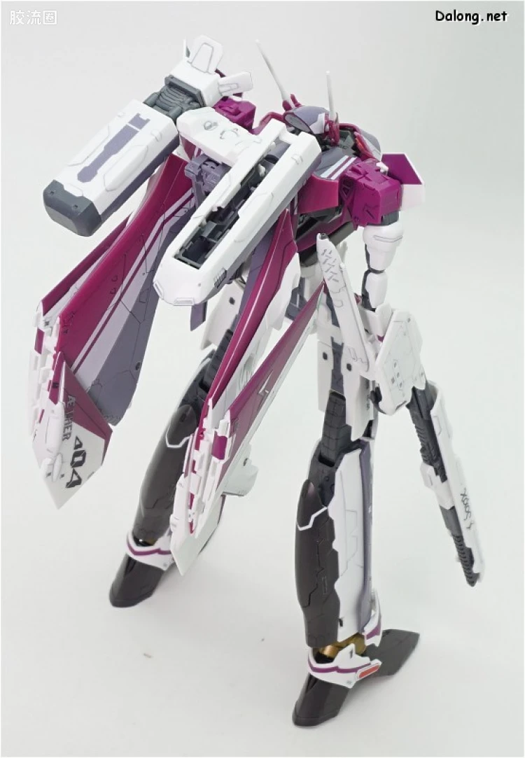 万代超时空要塞系列拼装模型 1比72 VF-31C 齐格菲里德(米拉洁机) - 图片