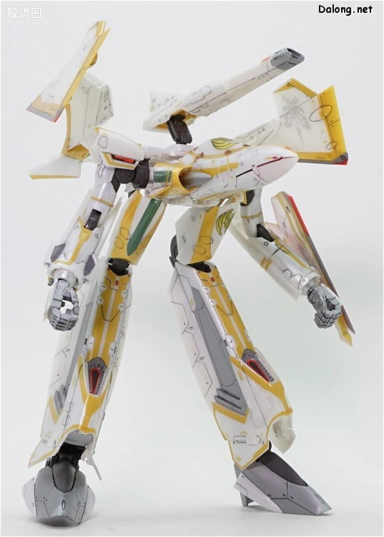 万代超时空要塞系列拼装模型 1比72 Sv-262Hs龙III (罗伊德机) デカルチャーVer. - 图片