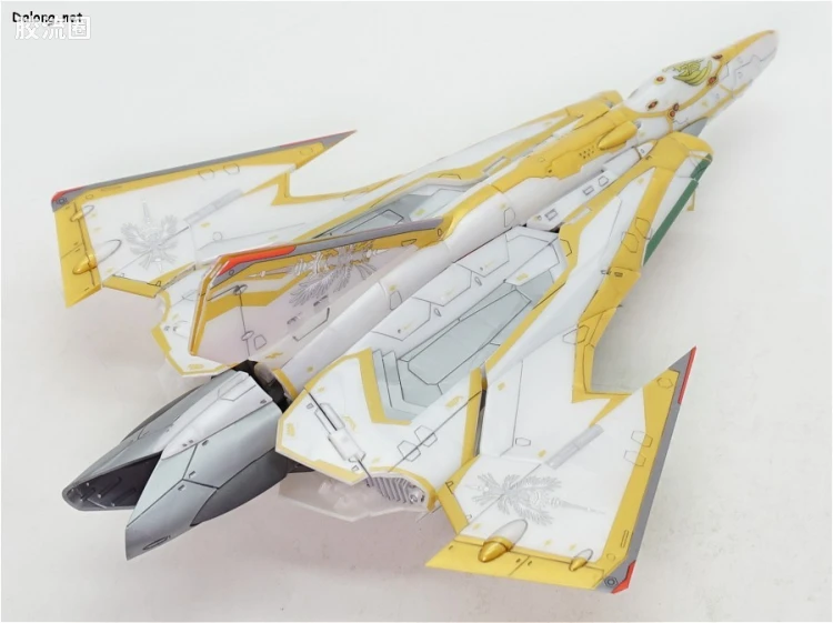 万代超时空要塞系列拼装模型 1比72 Sv-262Hs龙III (罗伊德机) デカルチャーVer. - 图片