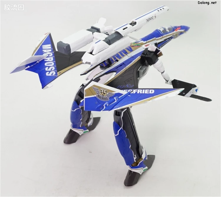 万代超时空要塞系列拼装模型 1比72 VF-31J 35周年涂装版 - 图片