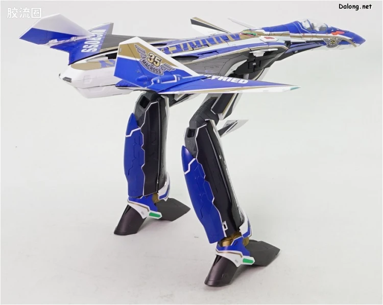 万代超时空要塞系列拼装模型 1比72 VF-31J 35周年涂装版 - 图片