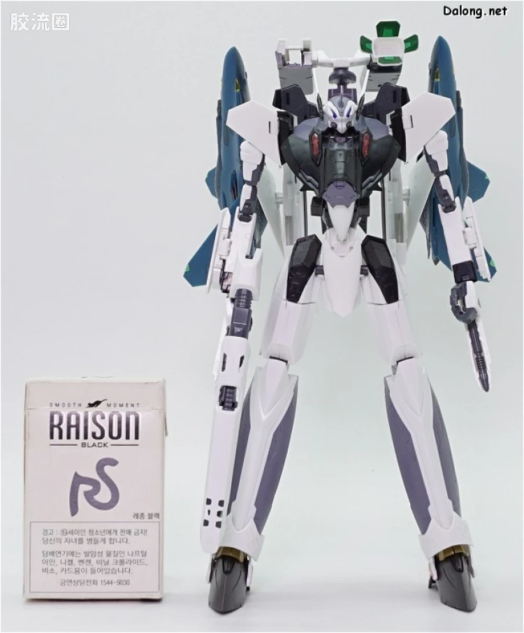 万代超时空要塞系列拼装模型 1比72 VF-31F 齐格飞/Lil Draken装备(疾风·因梅尔曼机) - 图片