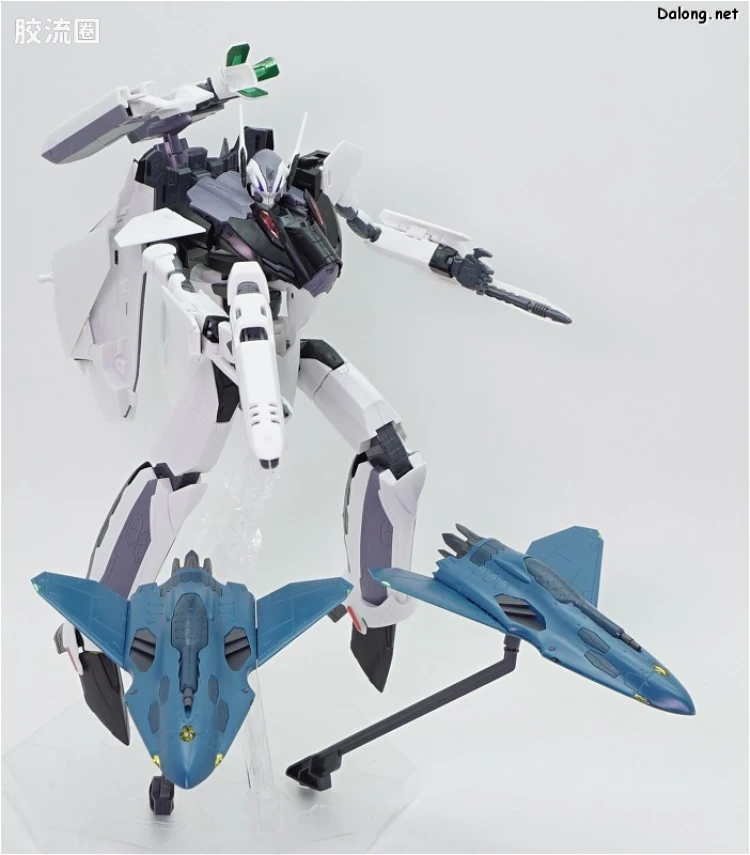 万代超时空要塞系列拼装模型 1比72 VF-31F 齐格飞/Lil Draken装备(疾风·因梅尔曼机) - 图片