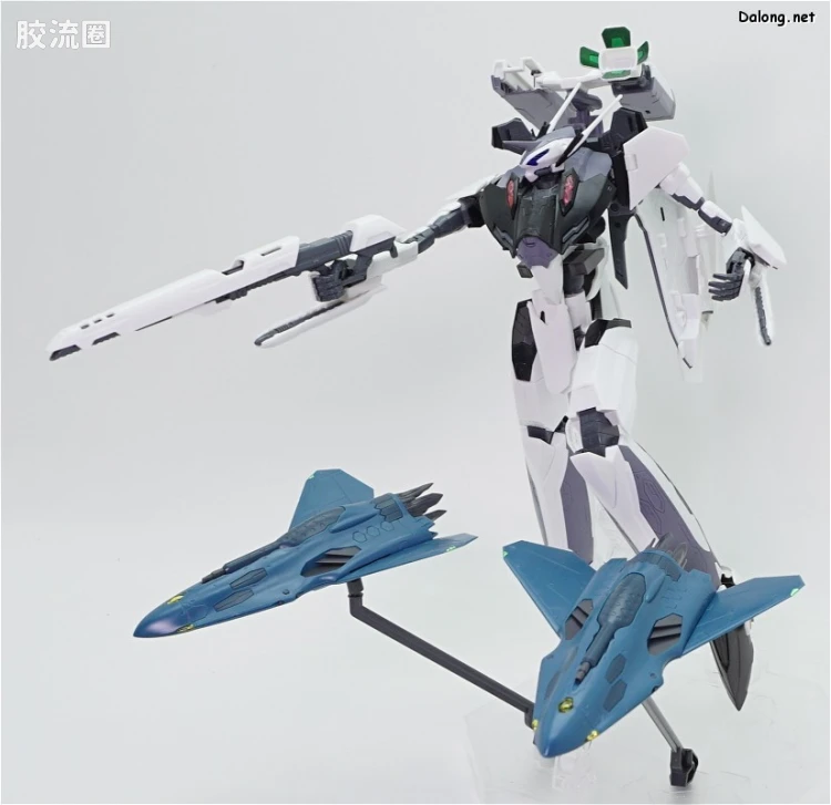 万代超时空要塞系列拼装模型 1比72 VF-31F 齐格飞/Lil Draken装备(疾风·因梅尔曼机) - 图片