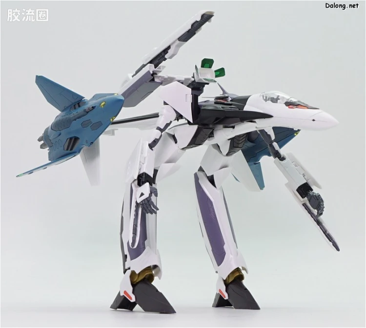 万代超时空要塞系列拼装模型 1比72 VF-31F 齐格飞/Lil Draken装备(疾风·因梅尔曼机) - 图片