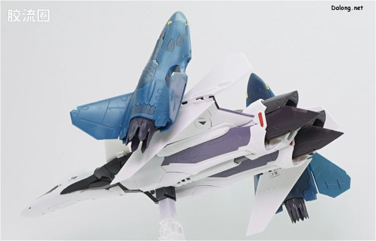 万代超时空要塞系列拼装模型 1比72 VF-31F 齐格飞/Lil Draken装备(疾风·因梅尔曼机) - 图片
