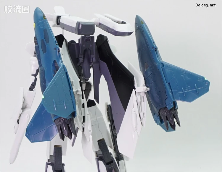 万代超时空要塞系列拼装模型 1比72 VF-31F 齐格飞/Lil Draken装备(疾风·因梅尔曼机) - 图片