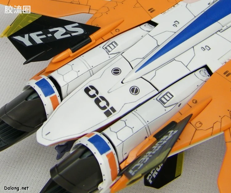 万代超时空要塞系列拼装模型 限定版 YF-25 Prophecy - 图片
