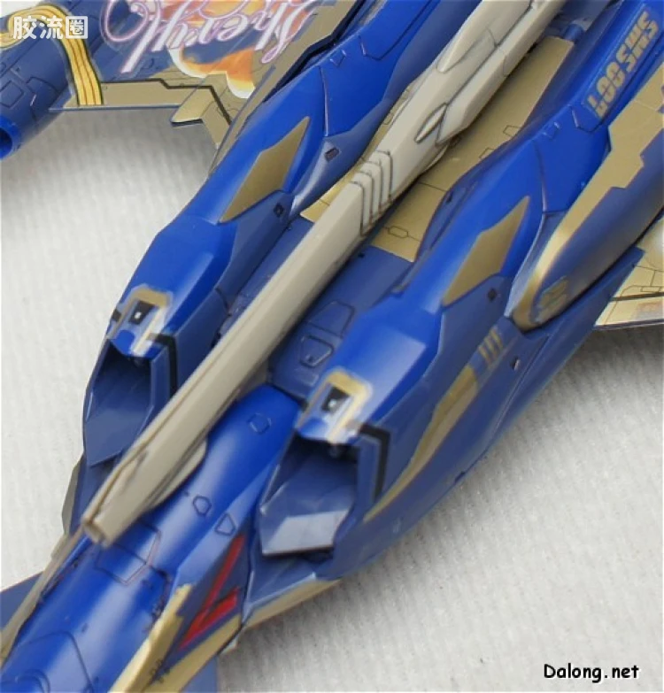 万代超时空要塞系列拼装模型 1比100不可变形 YF-29 雪露痛机 - 图片
