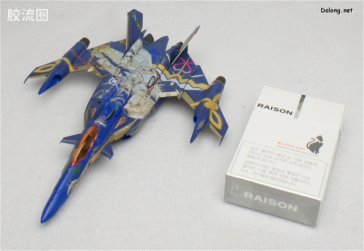 万代超时空要塞系列拼装模型 1比100不可变形 YF-29 雪露痛机 - 图片