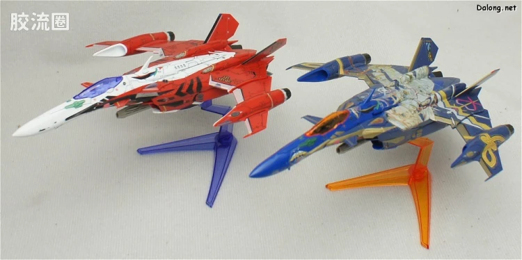 万代超时空要塞系列拼装模型 1比100不可变形 YF-29 雪露痛机 - 图片