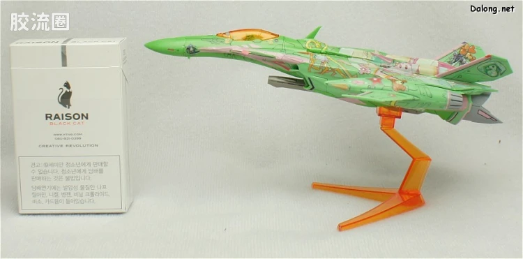 万代超时空要塞系列拼装模型 1比100不可变形 YF-29 兰花李痛机 - 图片