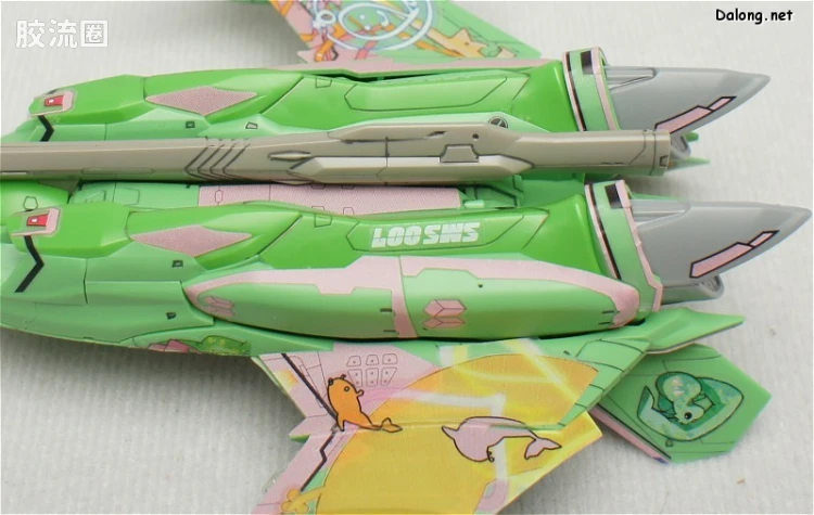 万代超时空要塞系列拼装模型 1比100不可变形 YF-29 兰花李痛机 - 图片
