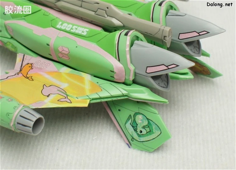 万代超时空要塞系列拼装模型 1比100不可变形 YF-29 兰花李痛机 - 图片