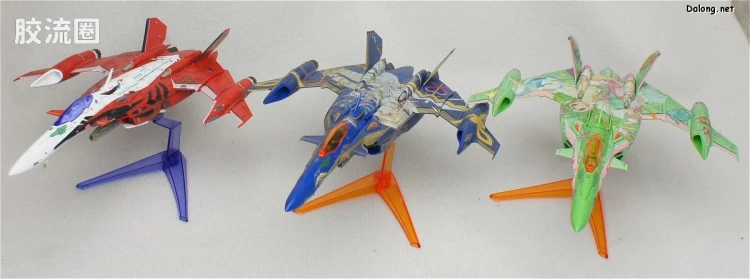 万代超时空要塞系列拼装模型 1比100不可变形 YF-29 兰花李痛机 - 图片