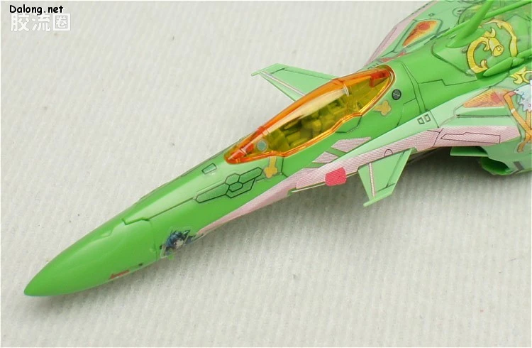 万代超时空要塞系列拼装模型 1比100不可变形 YF-29 兰花李痛机 - 图片