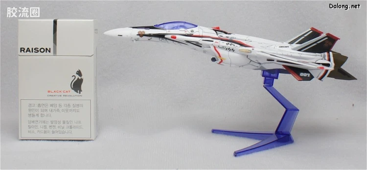 万代超时空要塞系列拼装模型 1比100不可变形 VF-25F 早已女机 - 图片