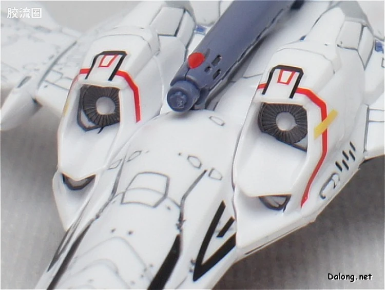 万代超时空要塞系列拼装模型 1比100不可变形 VF-25F 早已女机 - 图片