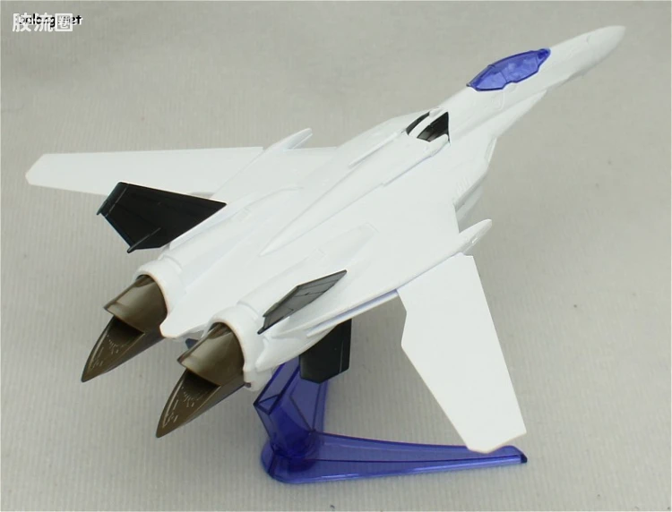 万代超时空要塞系列拼装模型 1比100不可变形 VF-25F 早已女机 - 图片