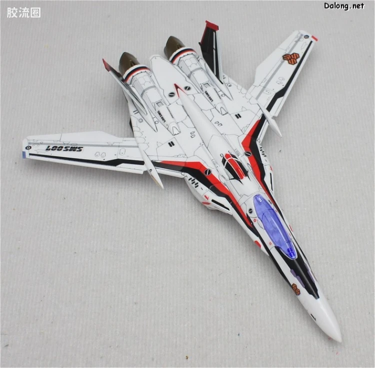 万代超时空要塞系列拼装模型 1比100不可变形 VF-25F 早已女机 - 图片