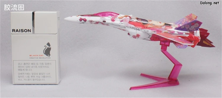 万代超时空要塞系列拼装模型 1比100不可变形 VF-25 雪露痛机 - 图片