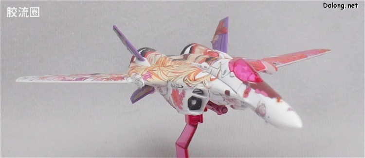 万代超时空要塞系列拼装模型 1比100不可变形 VF-25 雪露痛机 - 图片