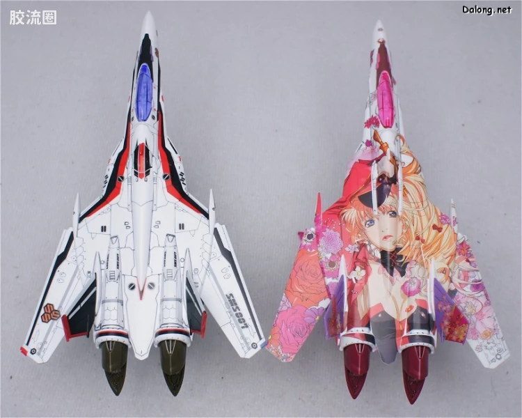 万代超时空要塞系列拼装模型 1比100不可变形 VF-25 雪露痛机 - 图片