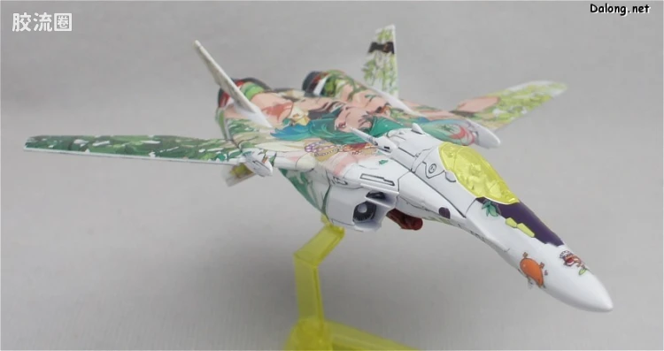 万代超时空要塞系列拼装模型 1比100不可变形 VF-25 兰花李痛机 - 图片